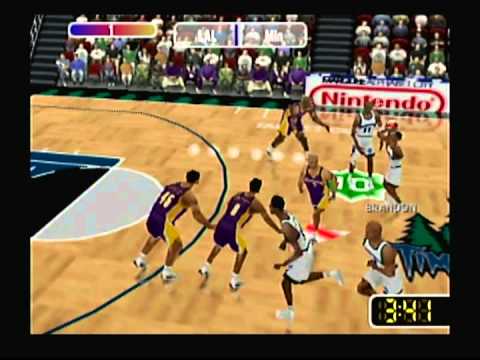 Screen de NBA Courtside 2 : Featuring Kobe Bryant sur Nintendo 64