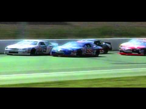 Image du jeu NASCAR 2000 sur Playstation
