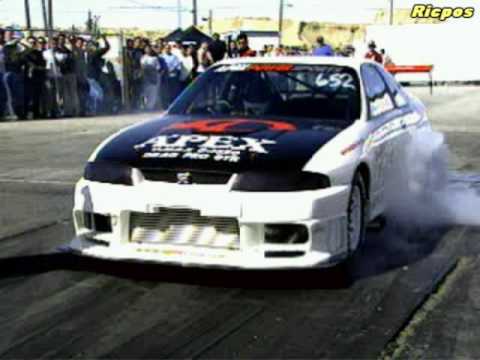 Scène de jeu de Option Tuning Car Battle sur PS One